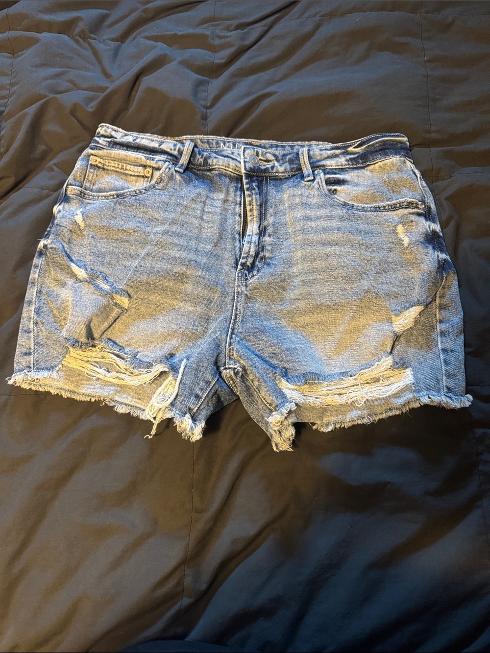 No Boundaries Light Blue Distressed Denim Shorts